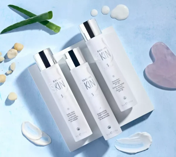 Herbalife SKIN Ενυδατική Κρέμα Ημέρας για Λάμψη - Image 2
